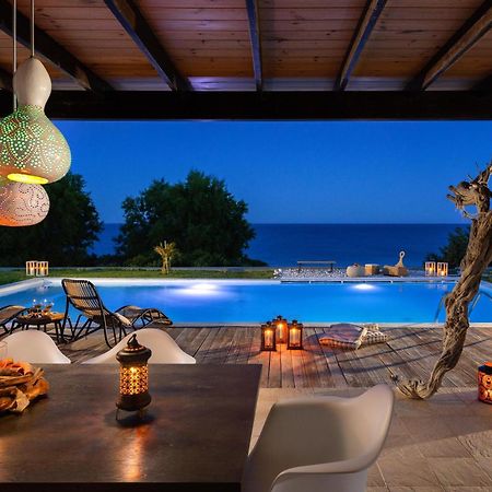 Villa Sevil Lakhania Exteriér fotografie
