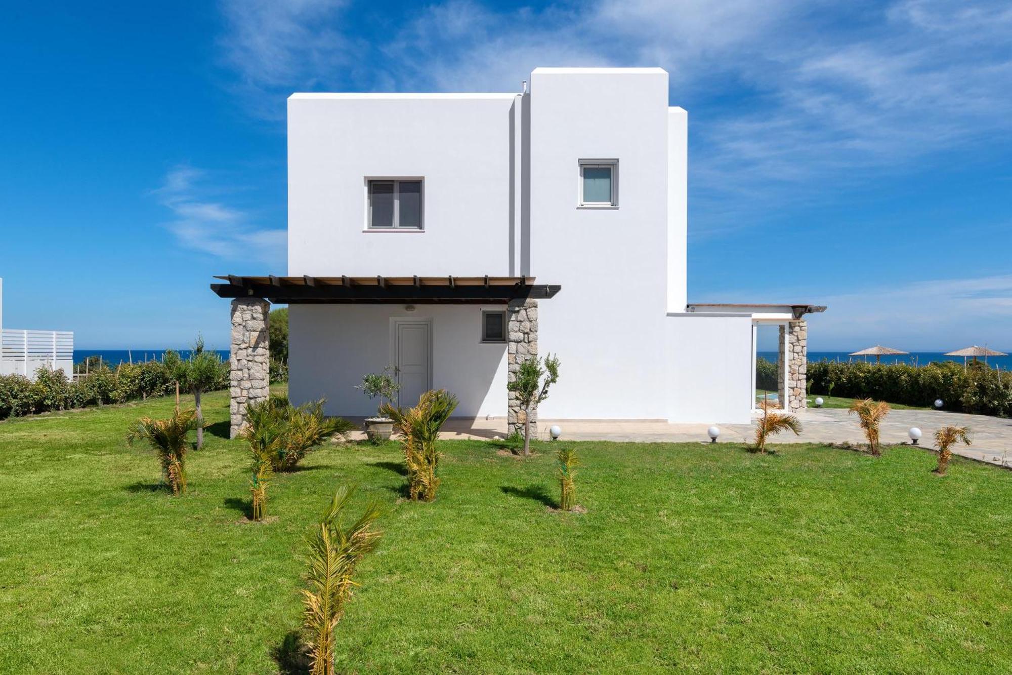 Villa Sevil Lakhania Exteriér fotografie