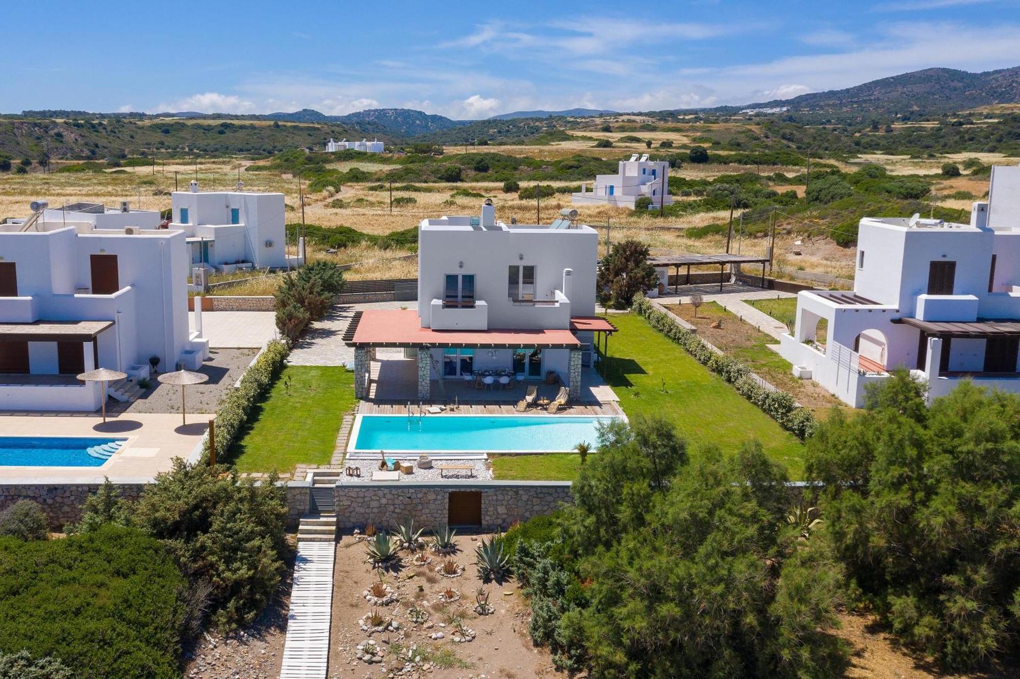 Villa Sevil Lakhania Exteriér fotografie