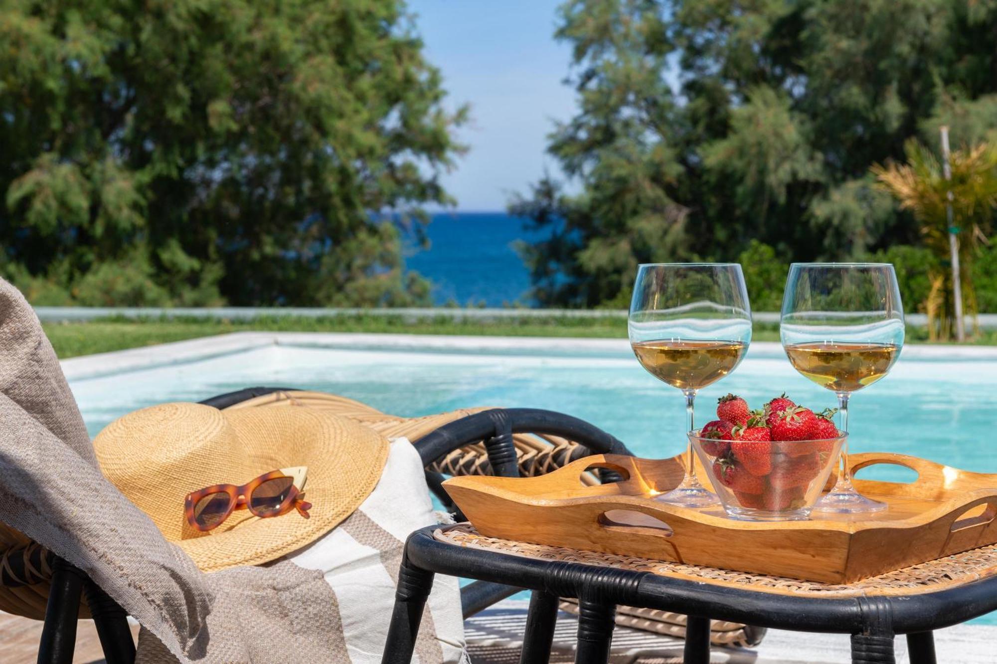 Villa Sevil Lakhania Exteriér fotografie